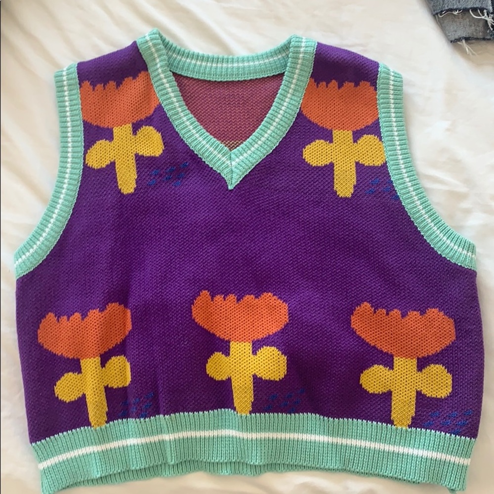 Tulip Sweater Vest